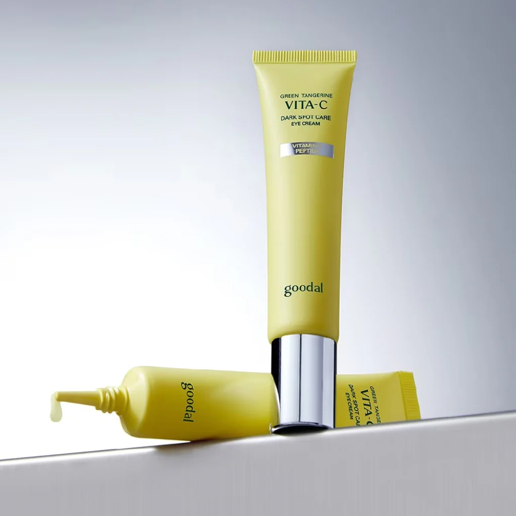 Green Tangerine Vita C Dark Spot Care Eye Cream (30ml) - Image 2