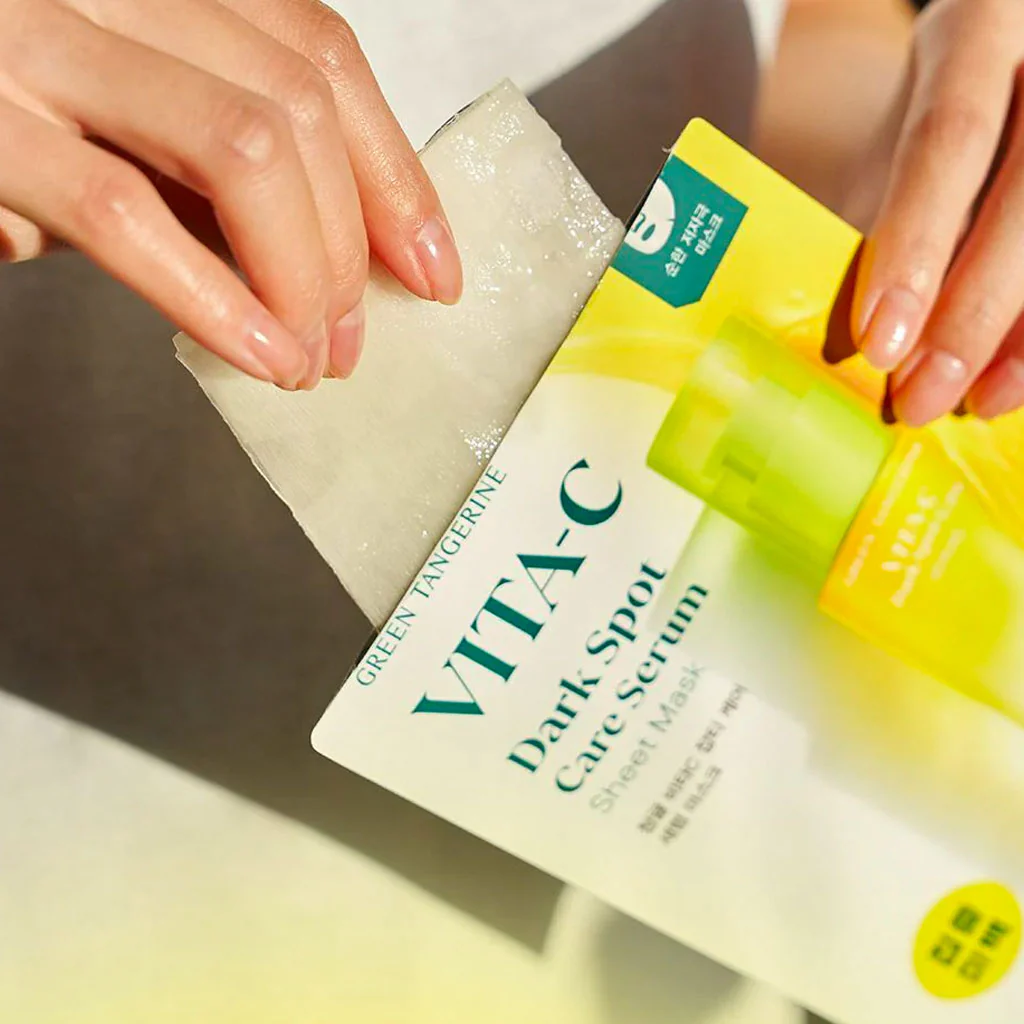 Green Tangerine Vita-C Dark Spot Care Serum Mask - Image 2