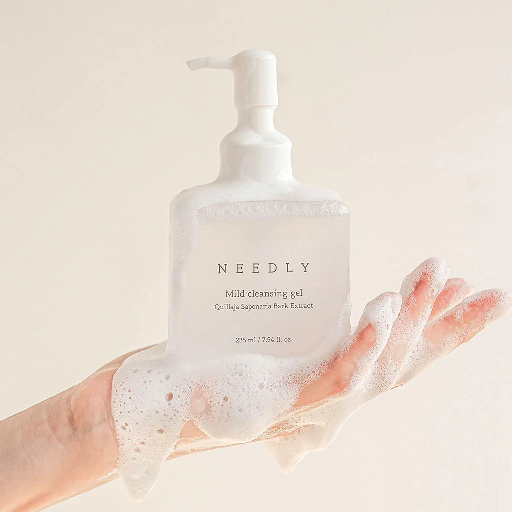 Mild Cleansing Gel - Image 2