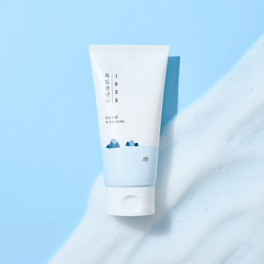 1025 Dokdo Cleanser (150ml) - Image 2